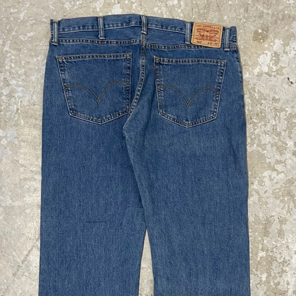 Levis Jeans Mens 38x32 Blue Pants 505 Straight Mid Rise‎ Denim Cotton Workwear